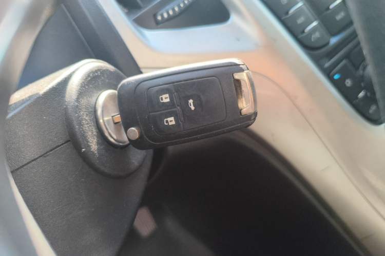 Used Buick GT 2012 XT 1.6L Automatic Fashion Edition Vehicle Key