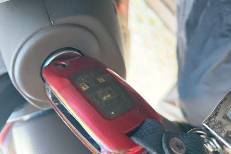 Used Buick GT 2012 GT 1.6L Automatic Fashion Edition Vehicle Key