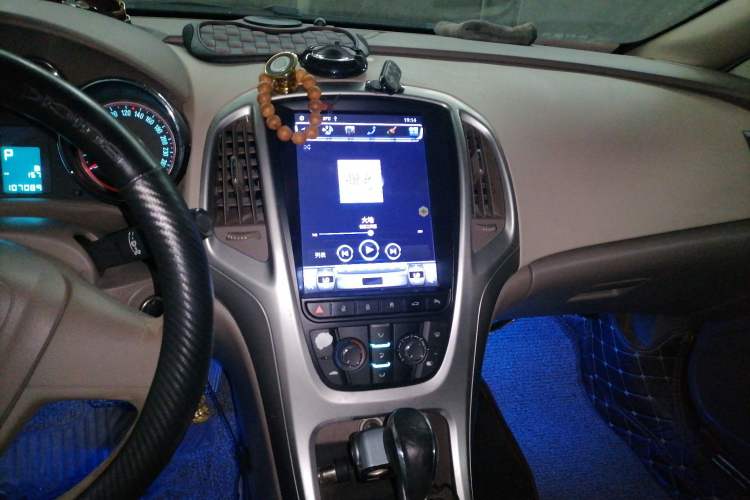 Used Buick GT 2012 GT 1.6L Automatic Comfort Edition Audio And AC Panel