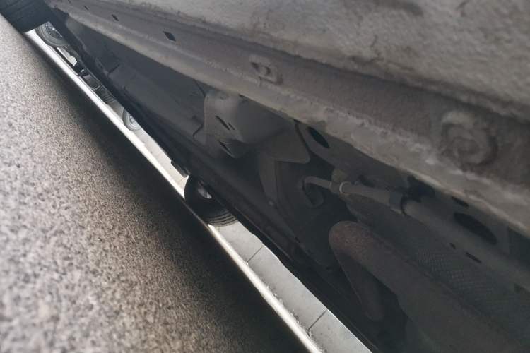 Used Buick GT 2012 GT 1.6L Automatic Fashion Edition Chassis Rear Left