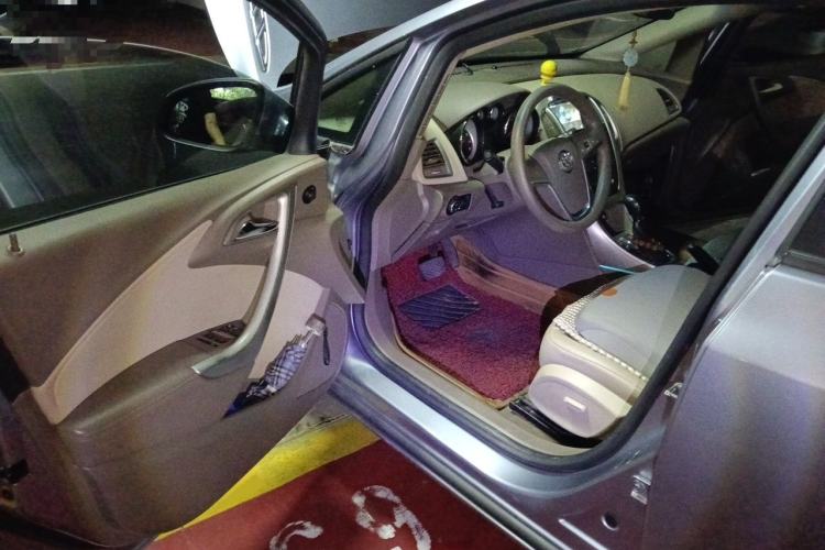 Used Buick GT 2012 GT 1.6L Automatic Comfort Edition Driver Seat