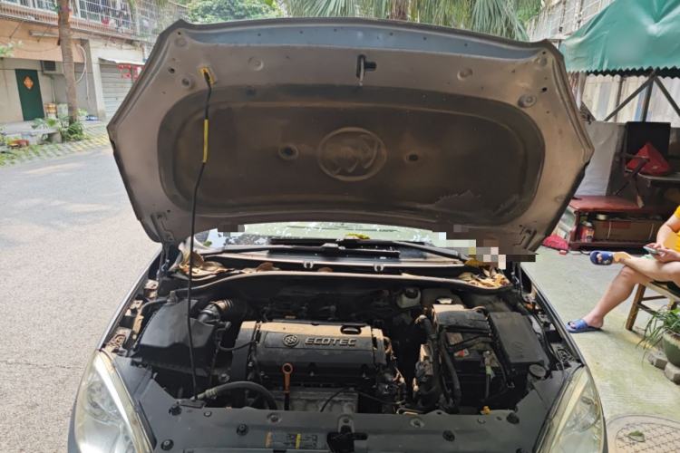 Used Buick GT 2012 GT 1.6L Automatic Comfort Edition Engine Bay