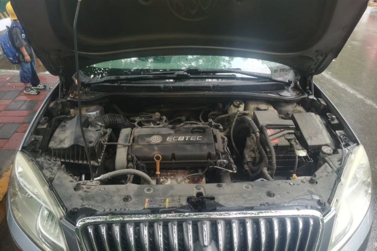 Used Buick GT 2012 GT 1.6L Automatic Fashion Edition Engine Bay
