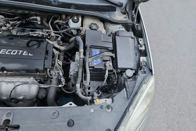 Used Buick GT 2012 GT 1.6L Manual Entry-Level Model Engine Bay Left