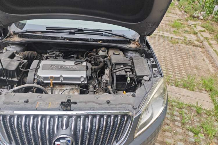 Used Buick GT 2012 GT 1.6L Automatic Fashion Edition Engine Bay Left
