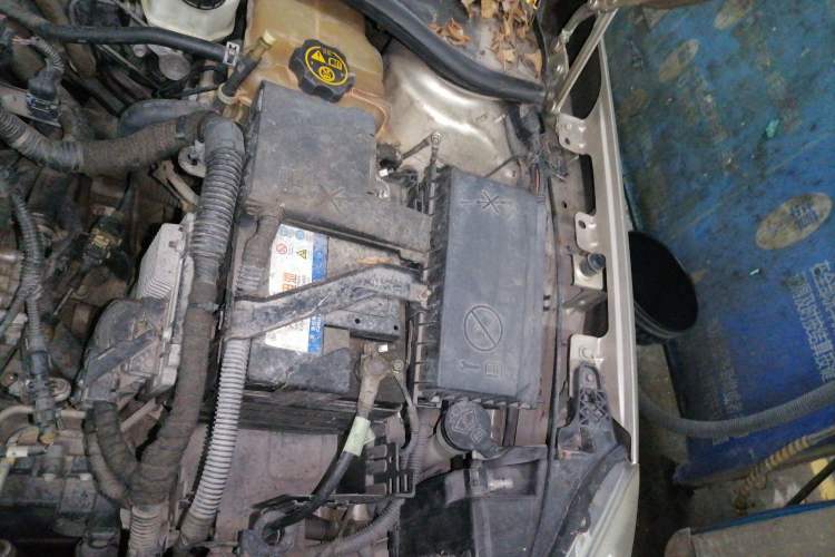 Used Buick GT 2012 GT 1.6L Automatic Comfort Edition Engine Bay Left
