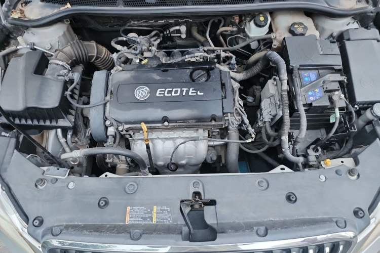 Used Buick GT 2012 GT 1.6L Manual Entry-Level Model Engine Bay