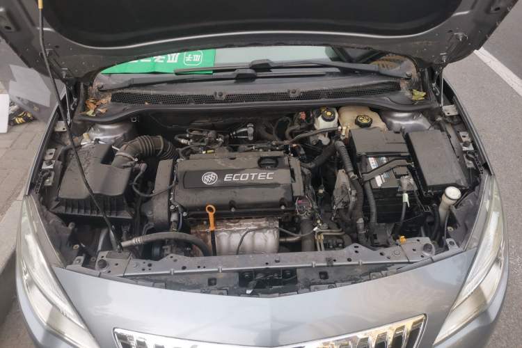 Used Buick GT 2012 GT 1.6L Automatic Fashion Edition Engine Bay