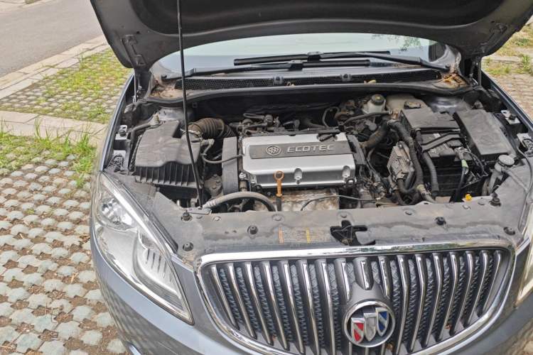 Used Buick GT 2012 GT 1.6L Automatic Fashion Edition Engine Bay Right