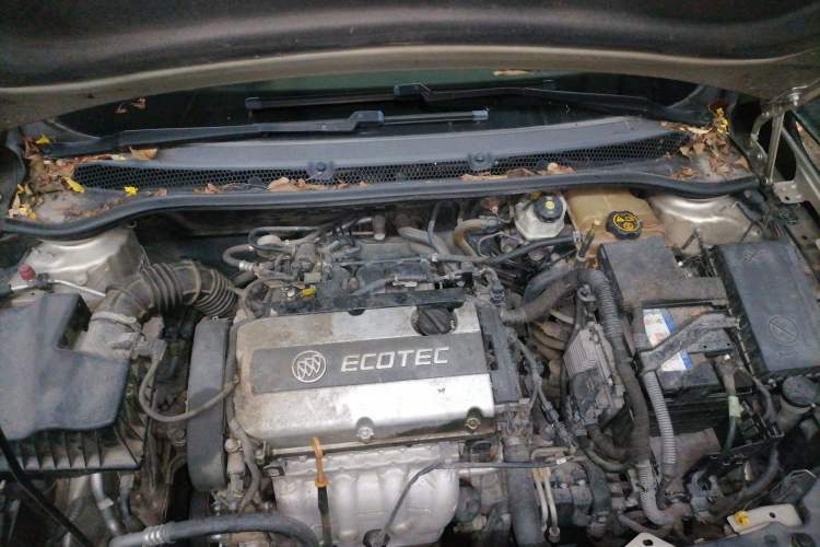 Used Buick GT 2012 GT 1.6L Automatic Comfort Edition Engine Bay