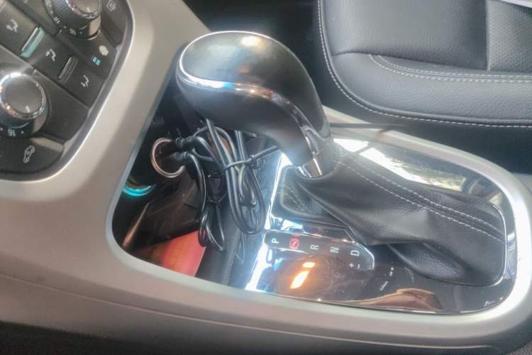 Used Buick GT 2012 GT 1.6T Stylish Sporty Leather Edition Gear Lever