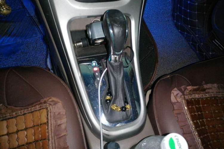 Used Buick GT 2012 GT 1.6L Automatic Comfort Edition Gear Lever
