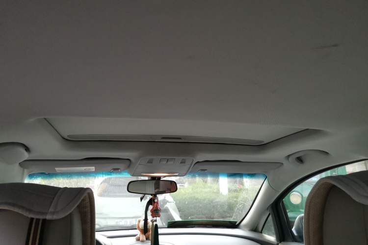 Used Buick GT 2012 GT 1.6L Automatic Fashion Edition Headliner
