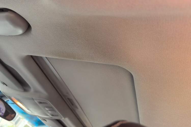 Used Buick GT 2012 XT 1.6T Fashion Sport Edition Headliner