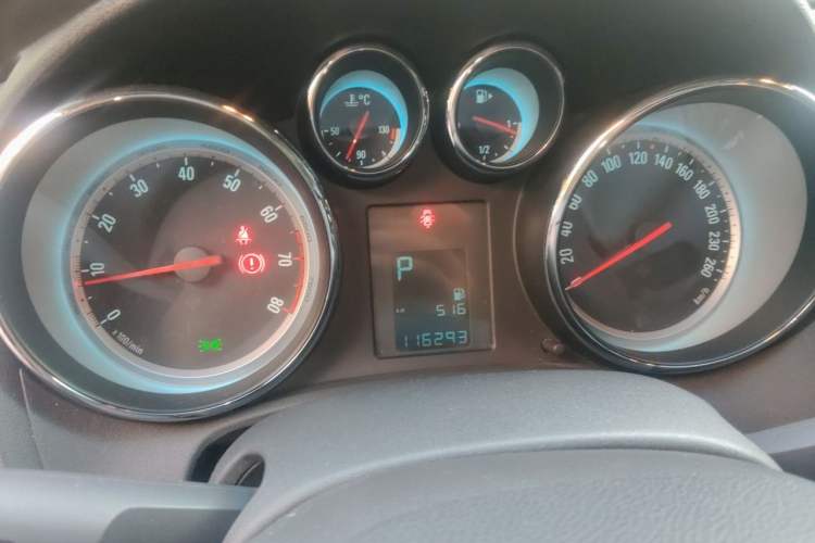 Used Buick GT 2012 GT 1.6T Stylish Sporty Leather Edition Instrument Cluster