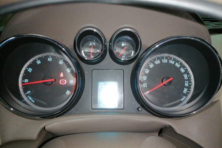 Used Buick GT 2012 GT 1.6L Automatic Comfort Edition Instrument Cluster