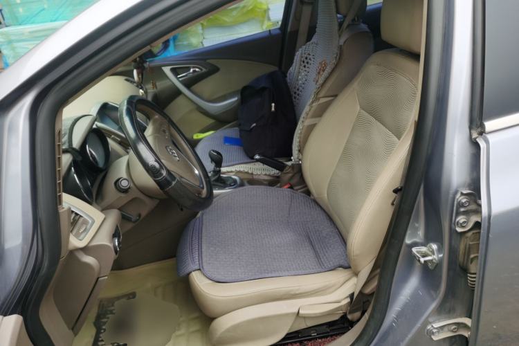 Used Buick GT 2012 GT 1.6L Manual Entry-Level Model Left Front Seat