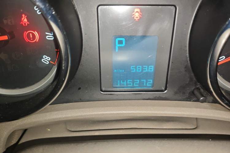 Used Buick GT 2012 GT 1.6L Automatic Comfort Edition Odometer Close Up