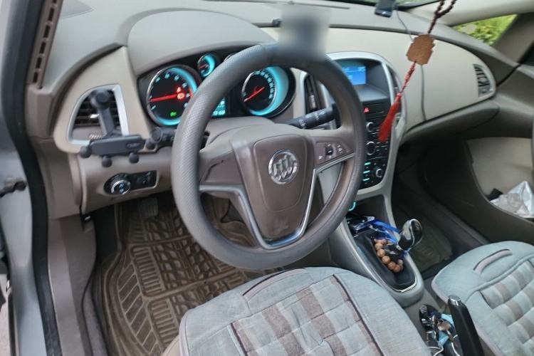 Used Buick GT 2012 GT 1.6L Manual Entry-Level Model Steering Wheel