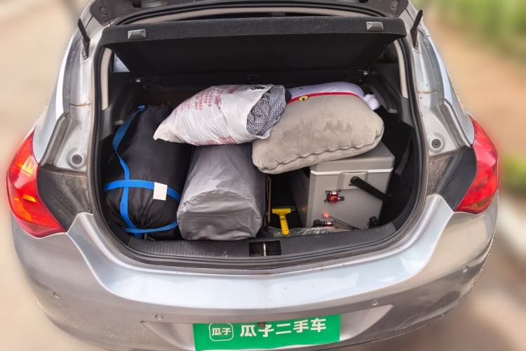 Used Buick GT 2012 XT 1.6T Fashion Sport Edition Trunk