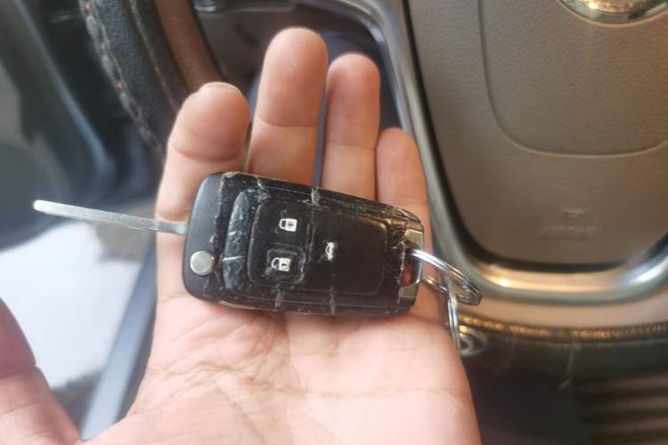 Used Buick GT 2012 GT 1.6L Automatic Fashion Edition Vehicle Key