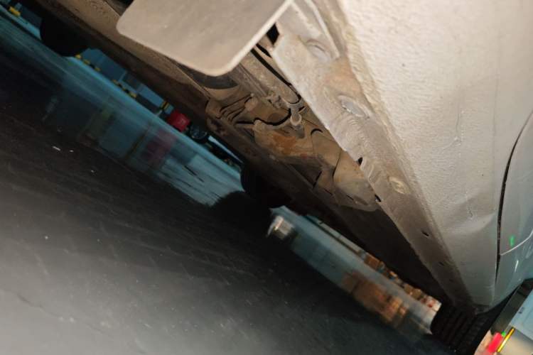 Used Buick GT 2012 XT 1.6L Automatic Comfort Edition Chassis Rear Right