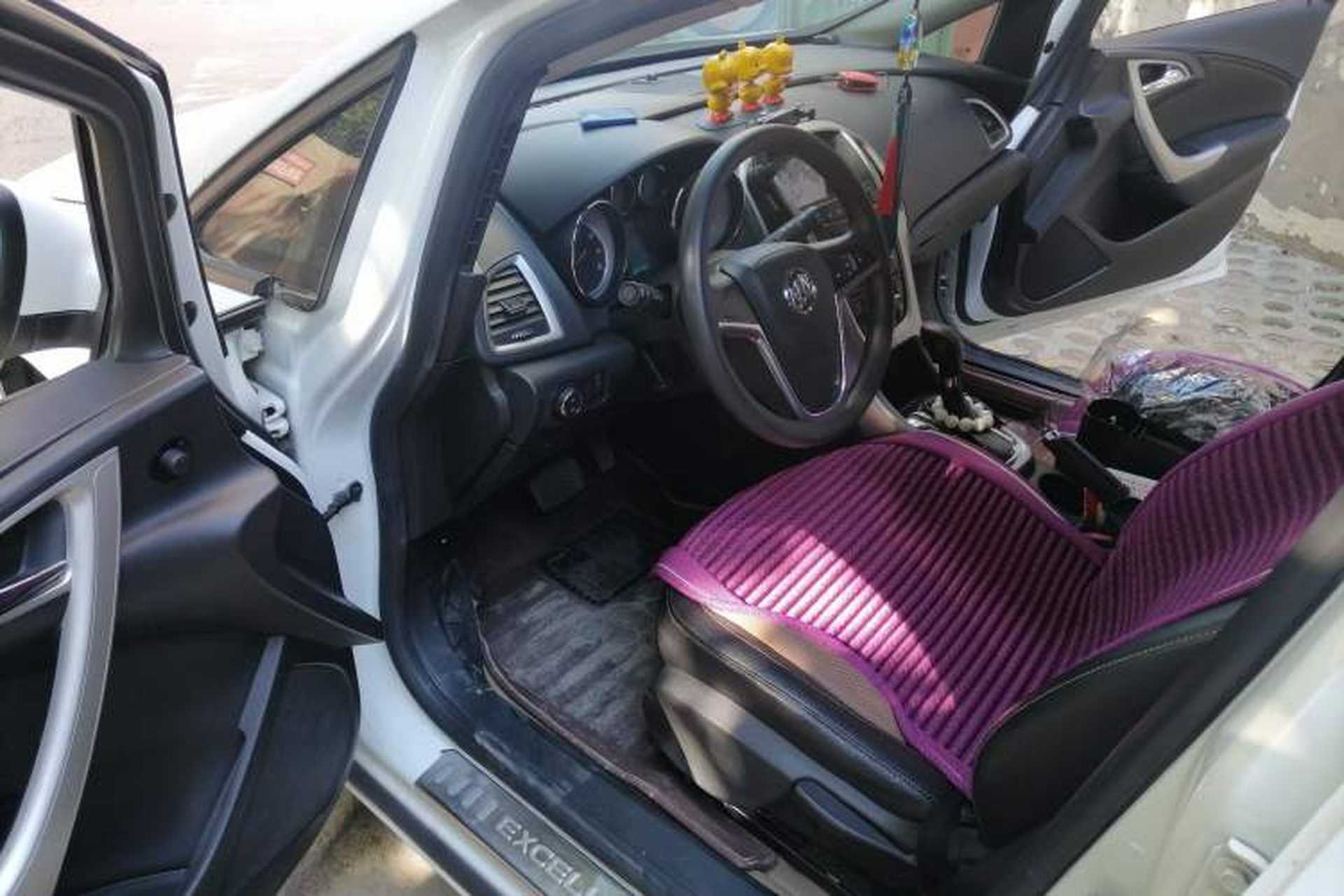 Used Buick GT 2012 XT 1.6L Automatic Fashion Edition Driver Seat