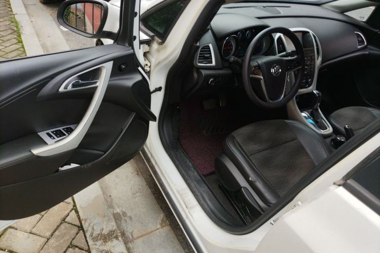 Used Buick GT 2012 XT 1.6T Fashion Sport Edition Driver Seat