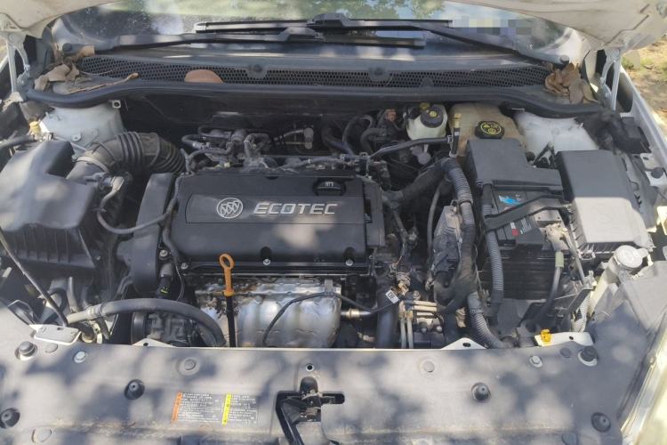 Used Buick GT 2012 GT 1.6L Automatic Fashion Edition Engine Bay