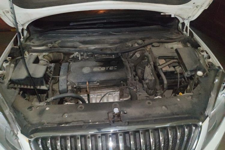 Used Buick GT 2012 GT 1.8L Automatic Fashionable Leather Edition Engine Bay