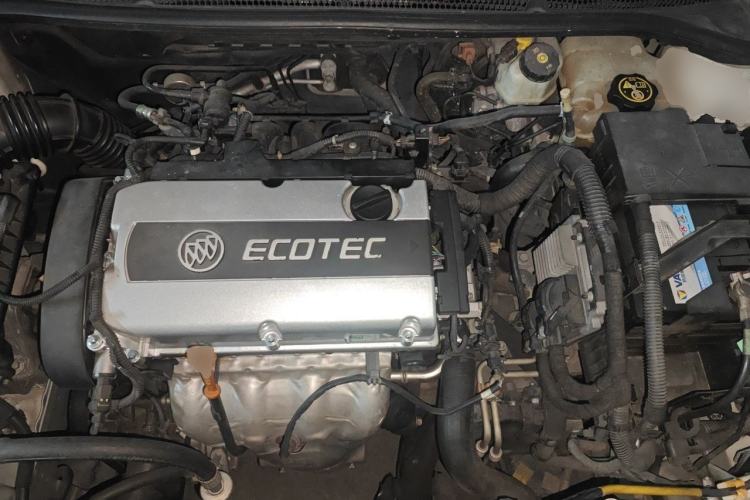 Used Buick GT 2012 GT 1.6L Automatic Fashion Edition Engine Bay