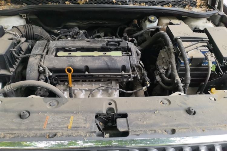 Used Buick GT 2012 GT 1.6L Manual Entry-Level Model Engine Bay