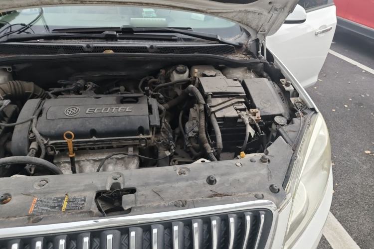 Used Buick GT 2012 GT 1.6L Automatic Fashion Edition Engine Bay Left