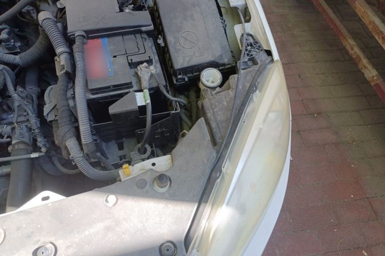 Used Buick GT 2012 GT 1.6L Manual Entry-Level Model Engine Bay Left