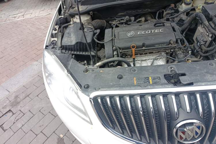 Used Buick GT 2012 GT 1.6L Automatic Fashion Edition Engine Bay Right