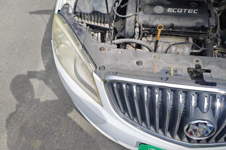 Used Buick GT 2012 GT 1.6L Automatic Fashion Edition Engine Bay Right