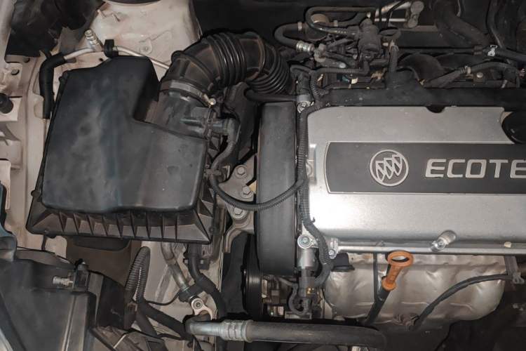 Used Buick GT 2012 GT 1.6L Automatic Fashion Edition Engine Bay Right