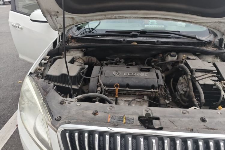 Used Buick GT 2012 GT 1.6L Automatic Fashion Edition Engine Bay Right