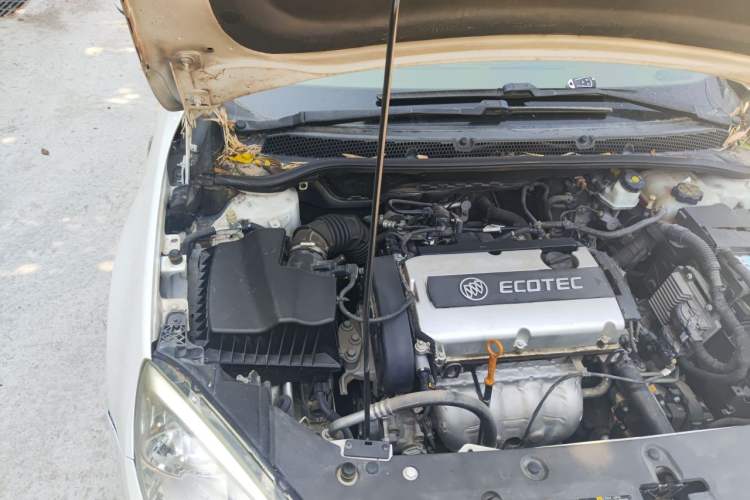 Used Buick GT 2012 GT 1.6L Automatic Fashion Edition Engine Bay Right