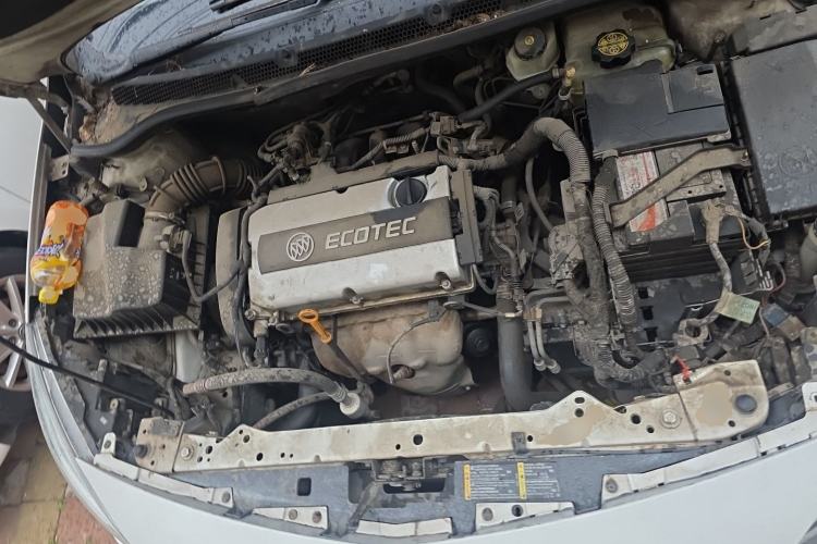 Used Buick GT 2012 XT 1.6L Automatic Fashion Edition Engine Bay