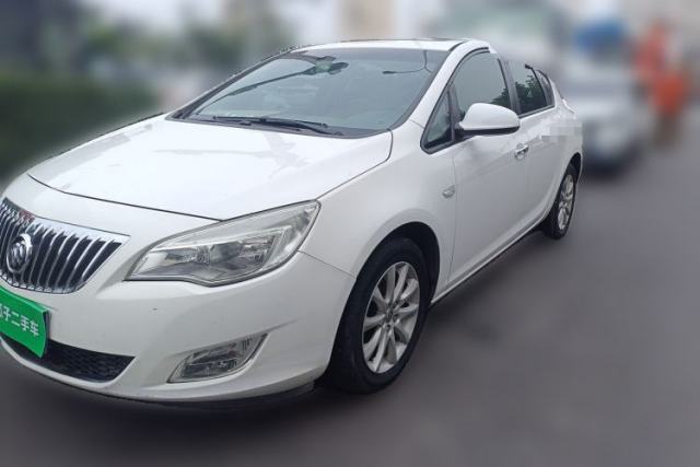 Used Buick GT 2012 XT 1.6L Manual Entry-Level Model