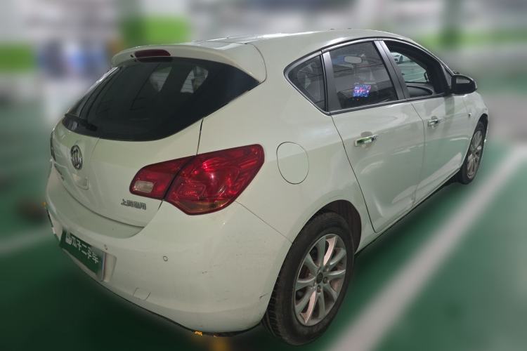 Used Buick GT 2012 XT 1.6L Automatic Fashion Edition Exterior 5