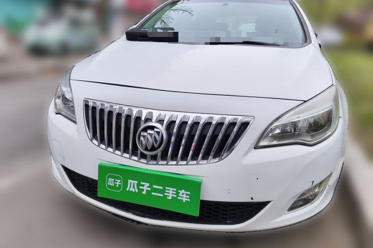Used Buick GT 2012 XT 1.6L Automatic Fashion Edition Front