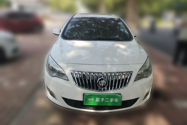 Used Buick GT 2012 XT 1.6T Fashion Sport Edition Front