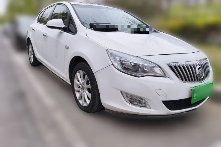 Used Buick GT 2012 XT 1.6L Automatic Fashion Edition Front Right 45 Deg
