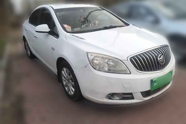 Used Buick GT 2012 GT 1.6L Manual Entry-Level Model Front Right 45 Deg