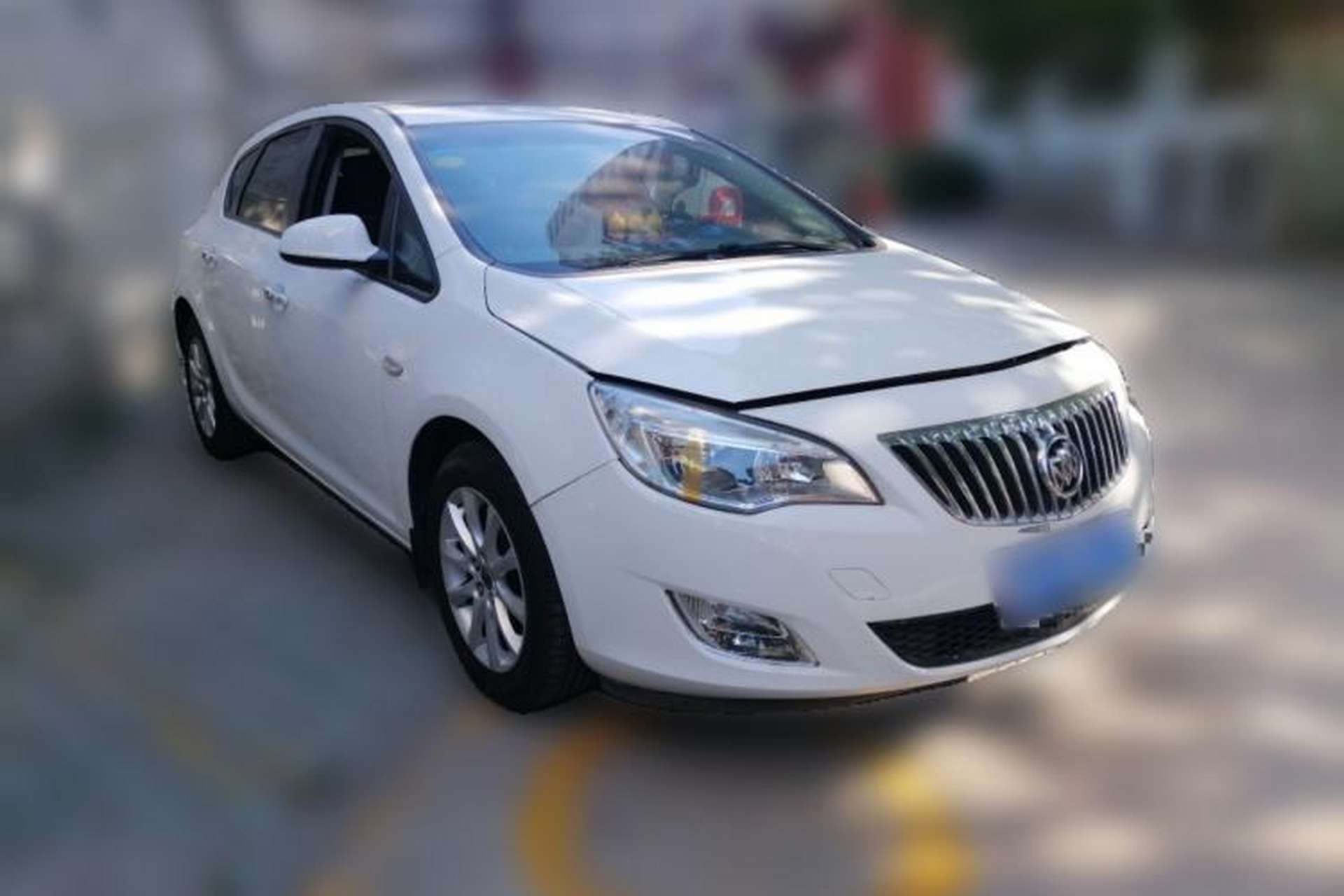 Used Buick GT 2012 XT 1.6L Automatic Fashion Edition Front Right 45 Deg