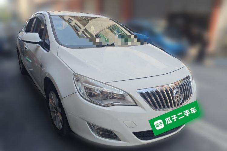 Used Buick GT 2012 XT 1.6L Automatic Fashion Edition Front Right 45 Deg