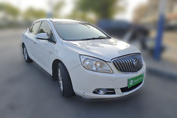 Used Buick GT 2012 GT 1.6L Automatic Fashion Edition Front Right 45 Deg