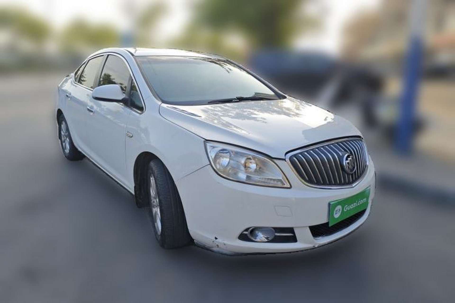Used Buick GT 2012 GT 1.6L Automatic Fashion Edition Front Right 45 Deg